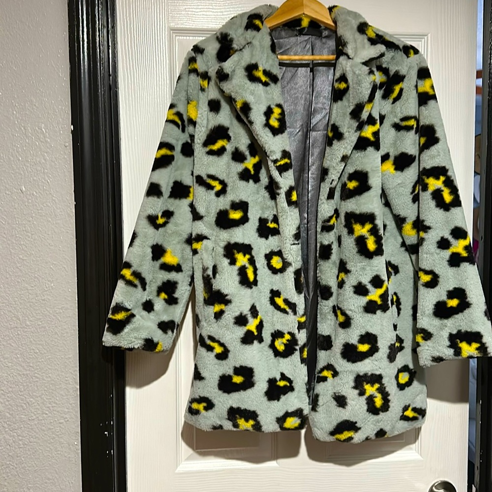 Women’s leopard winter coat